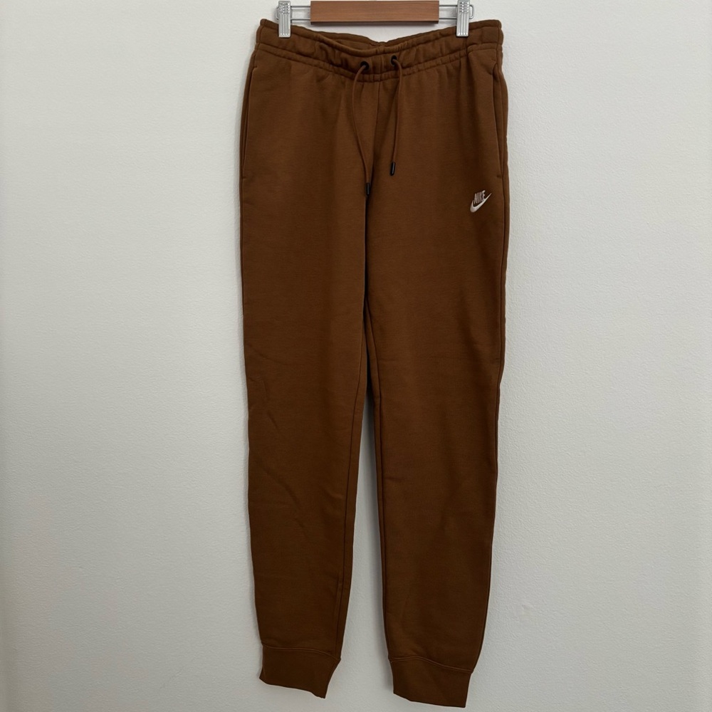 Nike Mid-rise Joggers